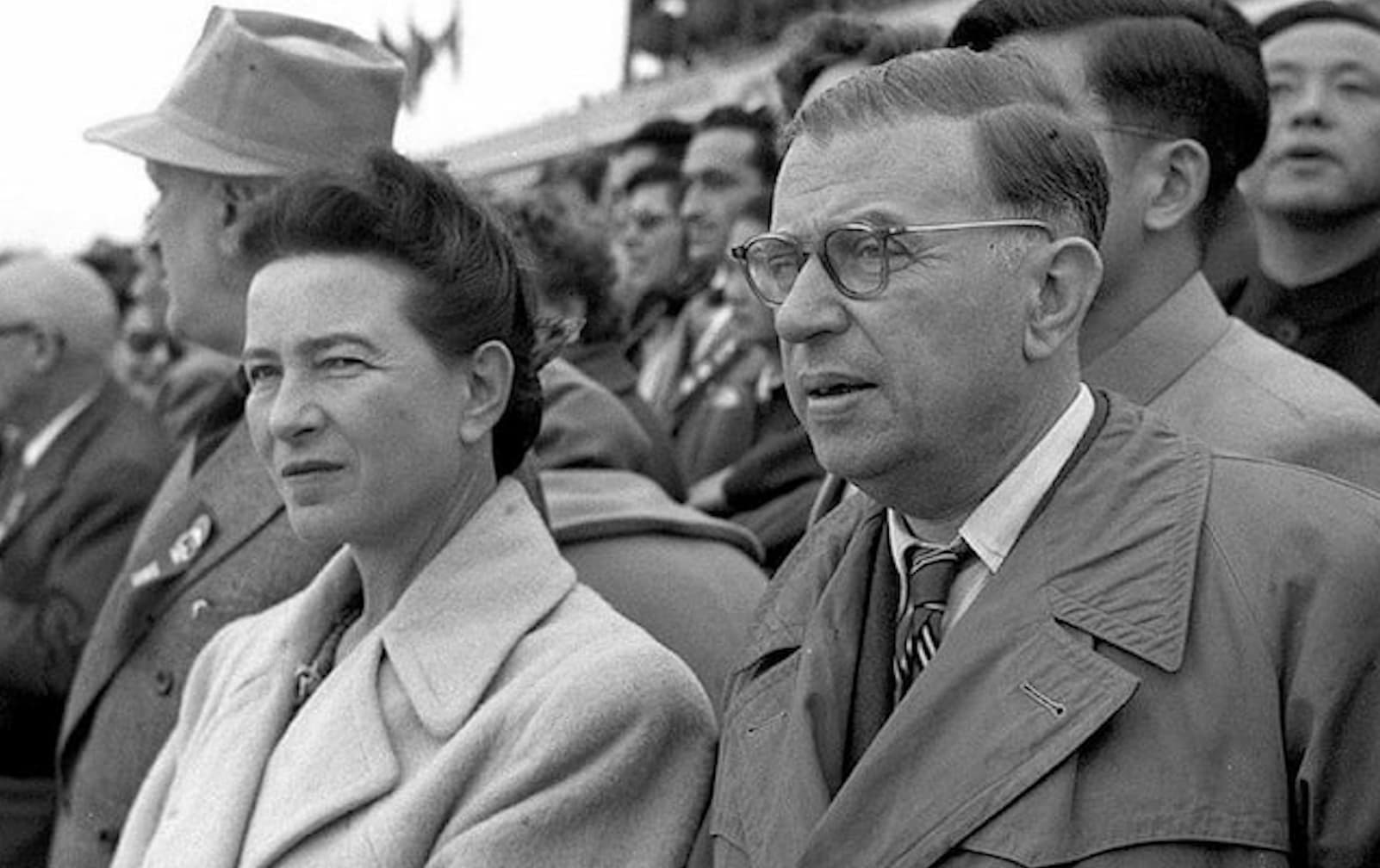 Triết học "lươn bướu" và "hải ly": Sartre và Simone de Beauvoir, những mối ân oán tình dục kéo dài cả đời